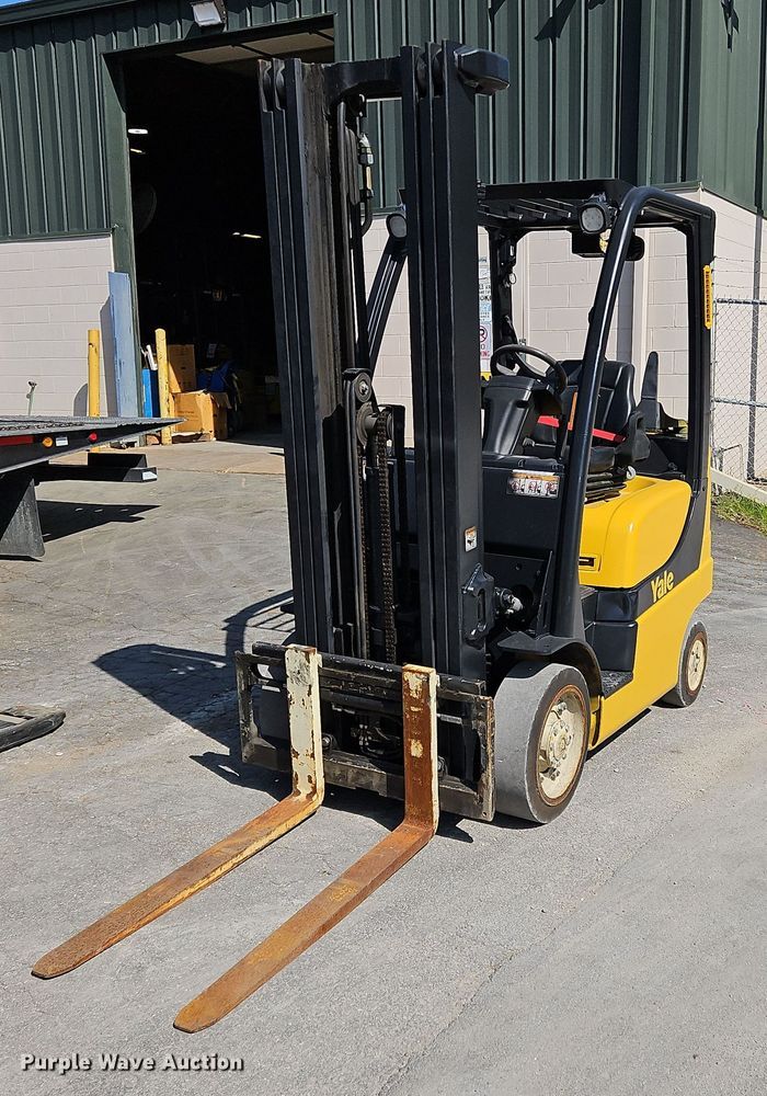 image for item OJ9825 Yale  GLC050VXNVSE094 forklift