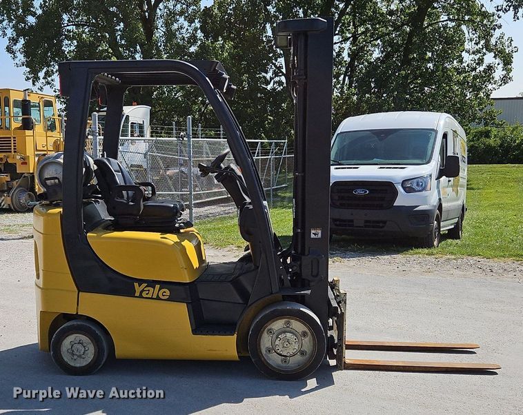 image for item OJ9825 Yale  GLC050VXNVSE094 forklift
