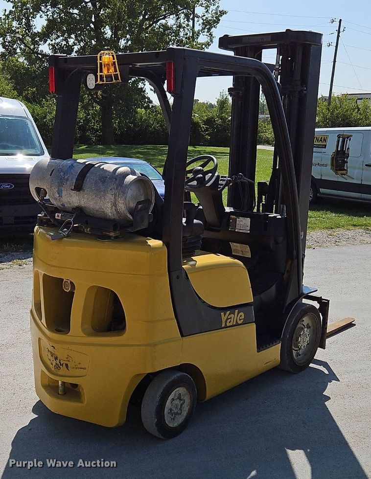 image for item OJ9825 Yale  GLC050VXNVSE094 forklift