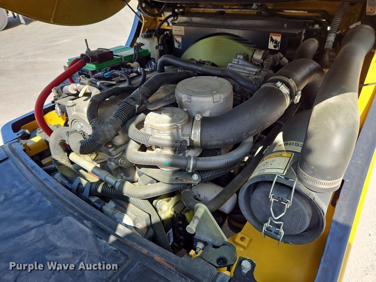 image for item OJ9825 Yale  GLC050VXNVSE094 forklift