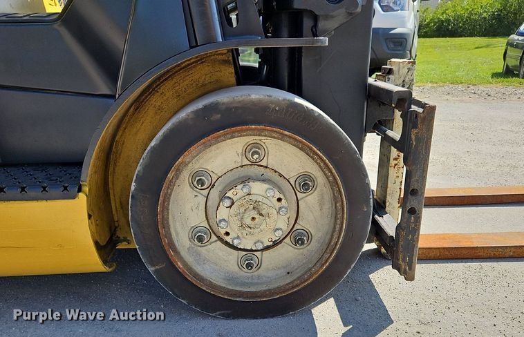 image for item OJ9825 Yale  GLC050VXNVSE094 forklift