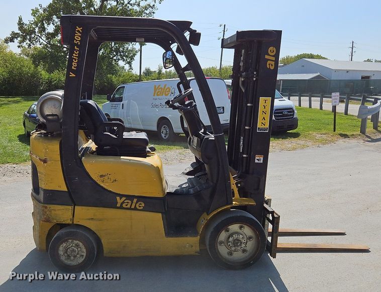 image for item OJ9827 Yale GLC050VXNVSE083 forklift