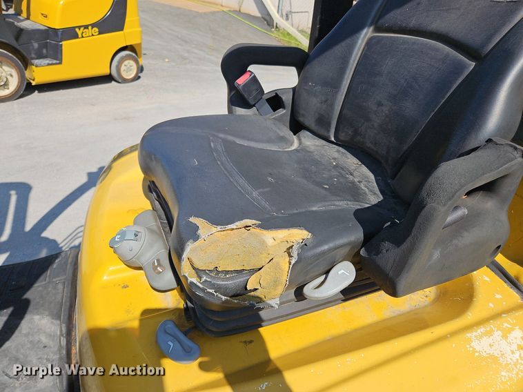 image for item OJ9827 Yale GLC050VXNVSE083 forklift