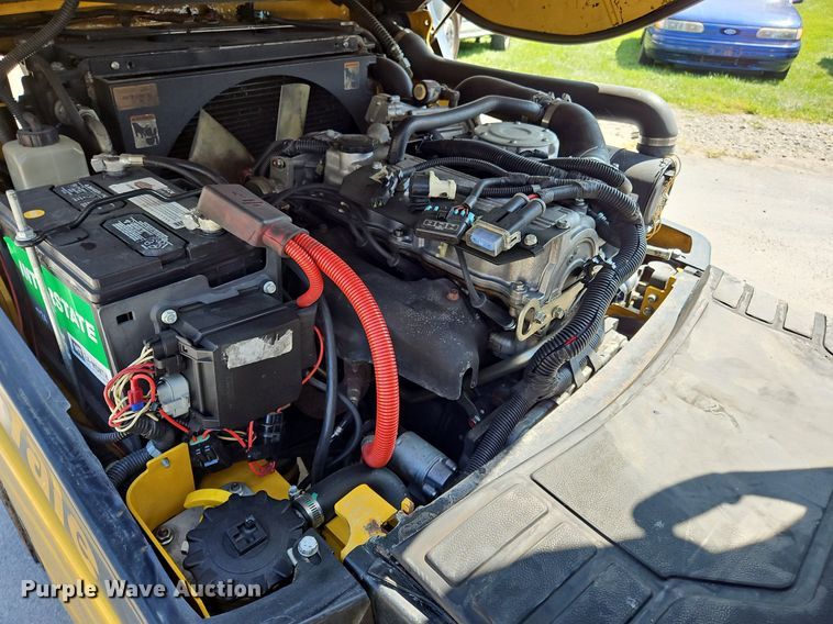 image for item OJ9827 Yale GLC050VXNVSE083 forklift