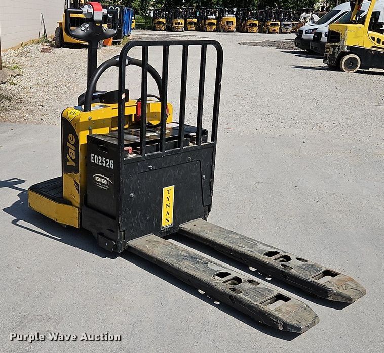 image for item OJ9828 Yale MPE060LVGN24T2748 order picker