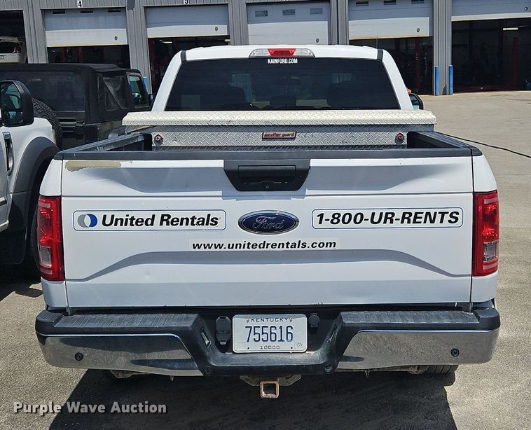 image for item OK9979 2016 Ford  F150 XLT SuperCrew pickup truck