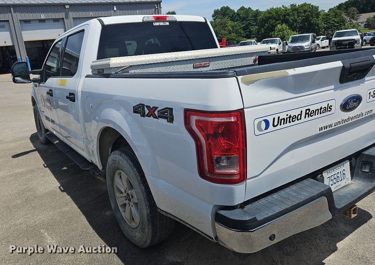 image for item OK9979 2016 Ford  F150 XLT SuperCrew pickup truck