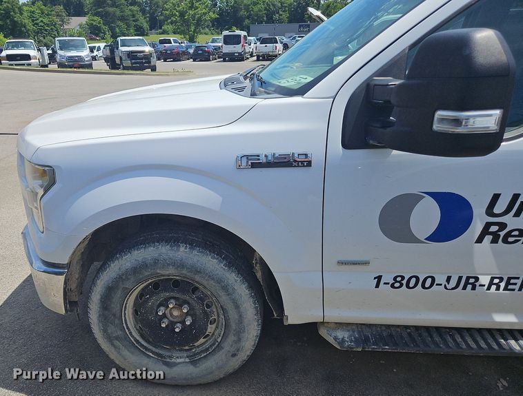 image for item OK9979 2016 Ford  F150 XLT SuperCrew pickup truck