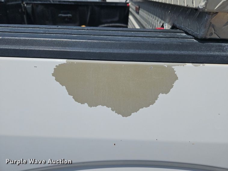 image for item OK9979 2016 Ford  F150 XLT SuperCrew pickup truck