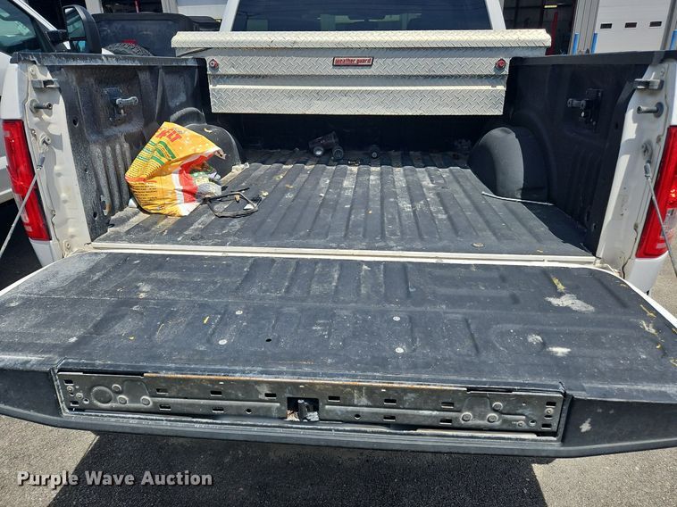 image for item OK9979 2016 Ford  F150 XLT SuperCrew pickup truck