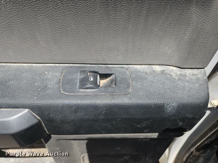 image for item OK9979 2016 Ford  F150 XLT SuperCrew pickup truck