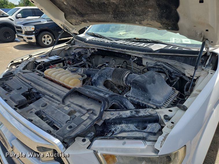 image for item OK9979 2016 Ford  F150 XLT SuperCrew pickup truck