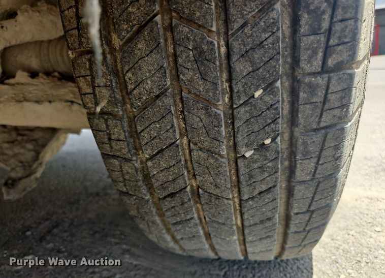 image for item OK9979 2016 Ford  F150 XLT SuperCrew pickup truck