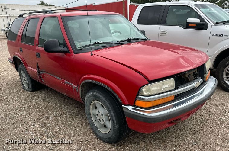 image for item OM9616 1998 Chevrolet Blazer SUV