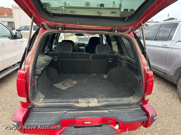 image for item OM9616 1998 Chevrolet Blazer SUV