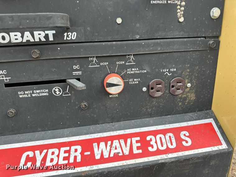 image for item OM9630 Hobart Cyber-Wave 300S welder