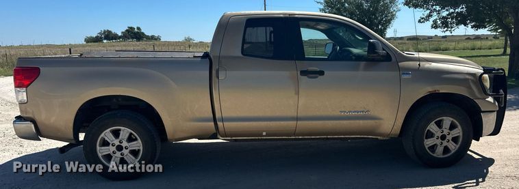 image for item OM9660 2010 Toyota Tundra Double Cab pickup truck