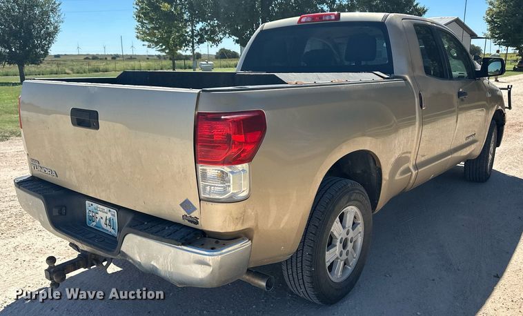 image for item OM9660 2010 Toyota Tundra Double Cab pickup truck