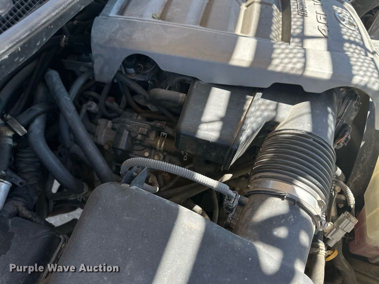 image for item OM9660 2010 Toyota Tundra Double Cab pickup truck