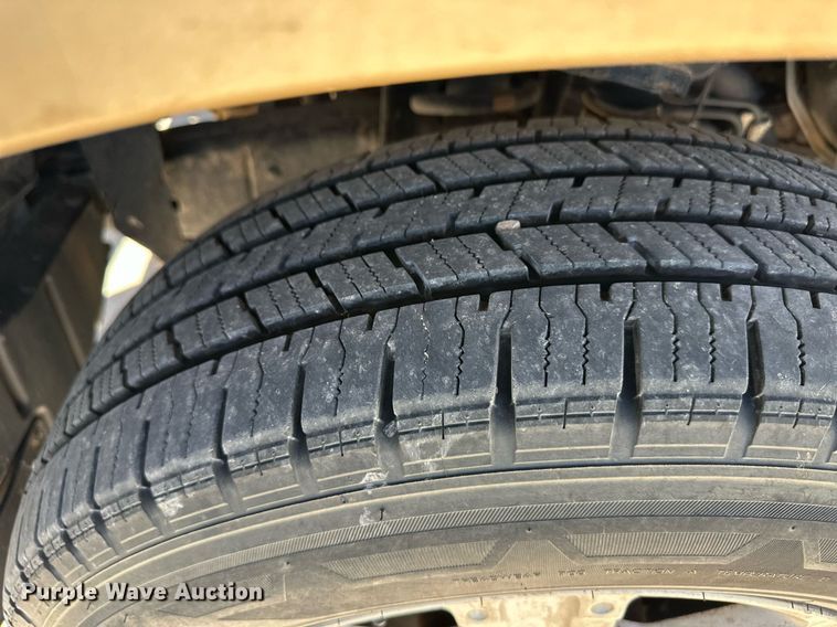 image for item OM9660 2010 Toyota Tundra Double Cab pickup truck