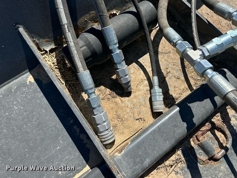 image for item OM9662 CID skid steer rotary mower