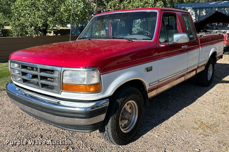 image for item OM9663 1994 Ford F150 SuperCab pickup truck