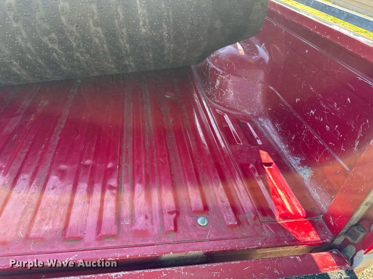 image for item OM9663 1994 Ford F150 SuperCab pickup truck