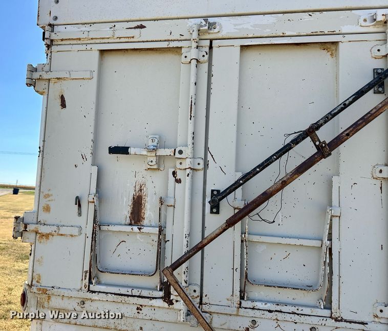 image for item OM9664 1975 Chevrolet C65 grain truck