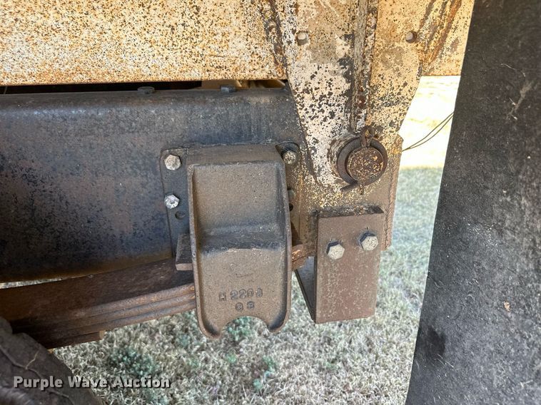 image for item OM9664 1975 Chevrolet C65 grain truck