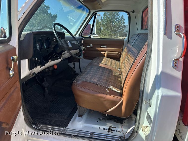 image for item OM9664 1975 Chevrolet C65 grain truck