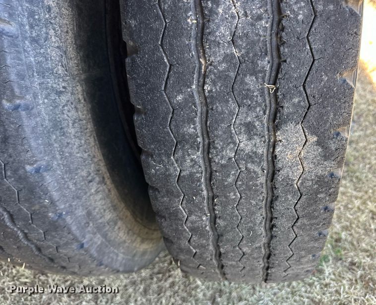 image for item OM9664 1975 Chevrolet C65 grain truck