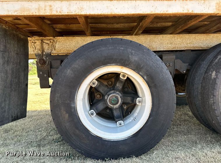 image for item OM9664 1975 Chevrolet C65 grain truck