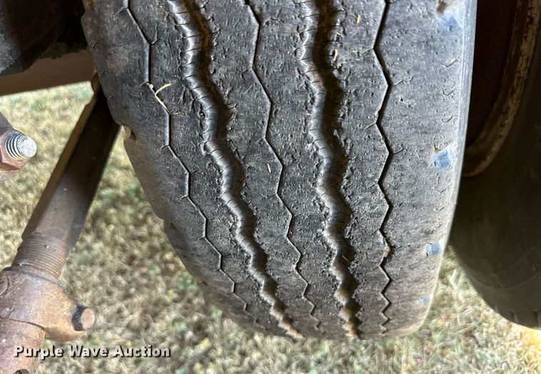 image for item OM9664 1975 Chevrolet C65 grain truck