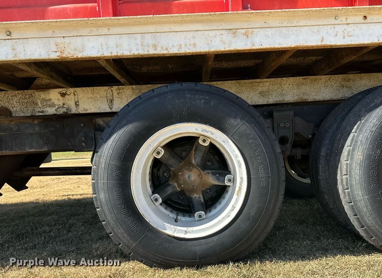 image for item OM9664 1975 Chevrolet C65 grain truck