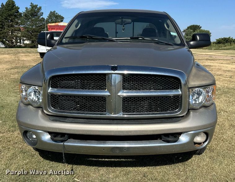 image for item OM9665 2004 Dodge Ram 2500 Quad Cab pickup truck