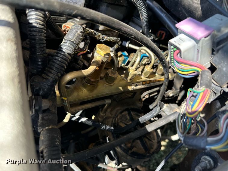 image for item OM9665 2004 Dodge Ram 2500 Quad Cab pickup truck