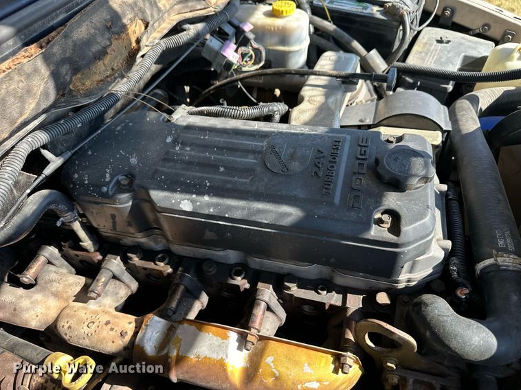 image for item OM9665 2004 Dodge Ram 2500 Quad Cab pickup truck