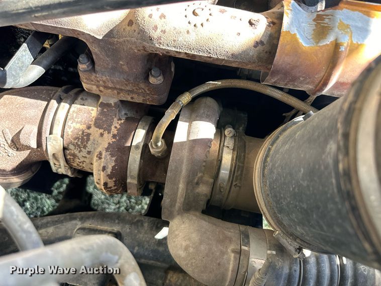 image for item OM9665 2004 Dodge Ram 2500 Quad Cab pickup truck