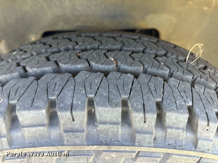 image for item OM9665 2004 Dodge Ram 2500 Quad Cab pickup truck