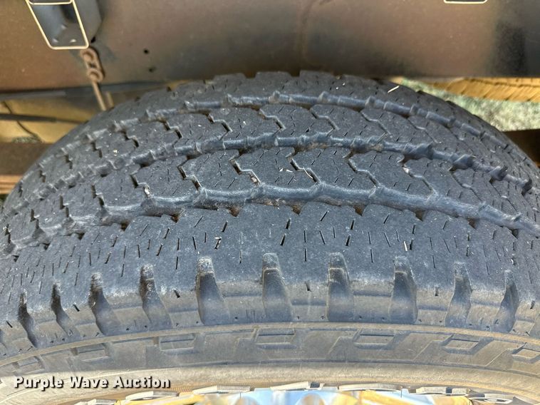 image for item OM9665 2004 Dodge Ram 2500 Quad Cab pickup truck