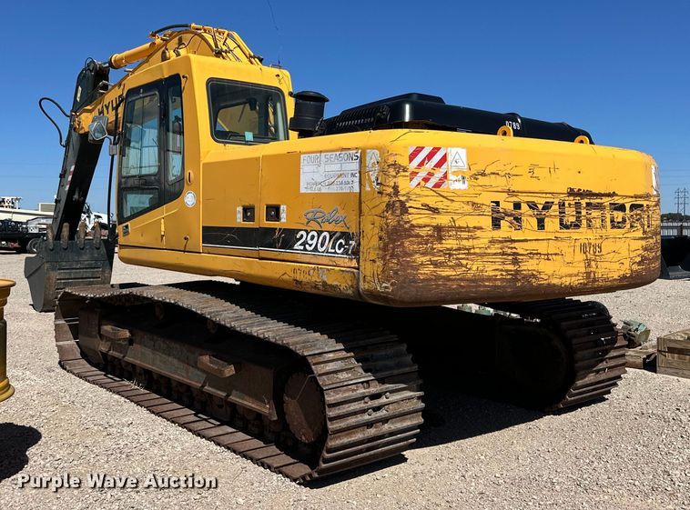 image for item DG4487 2004 Hyundai  290 excavator