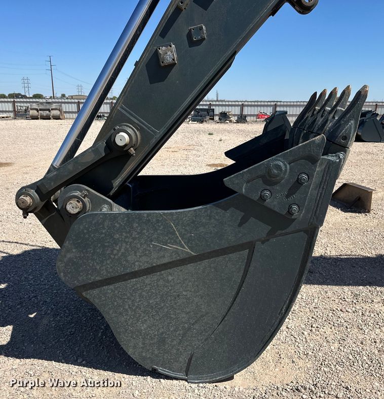 image for item DG4487 2004 Hyundai  290 excavator