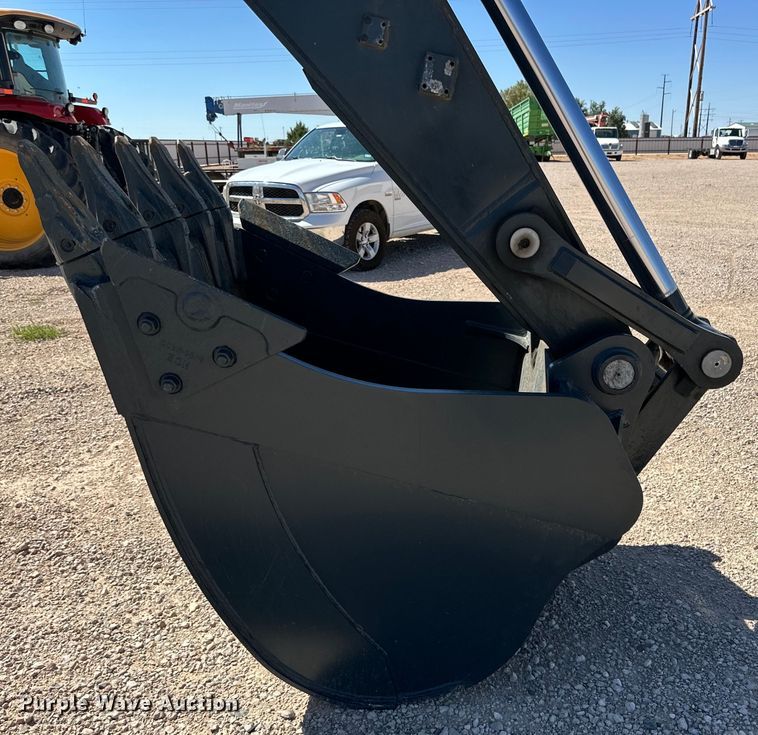 image for item DG4487 2004 Hyundai  290 excavator