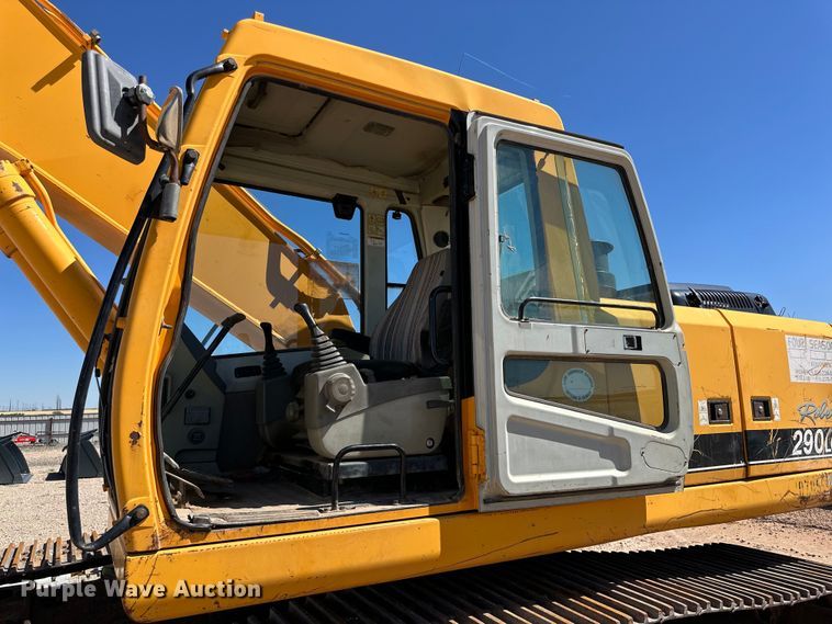 image for item DG4487 2004 Hyundai  290 excavator