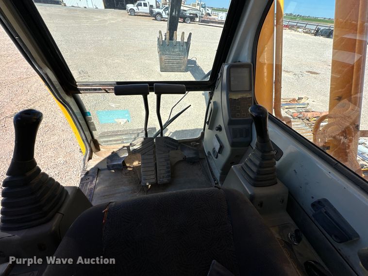 image for item DG4487 2004 Hyundai  290 excavator