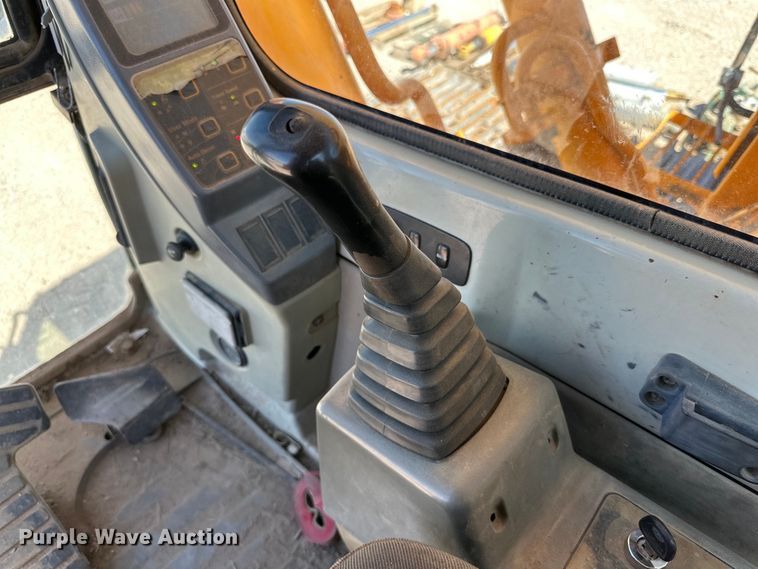 image for item DG4487 2004 Hyundai  290 excavator