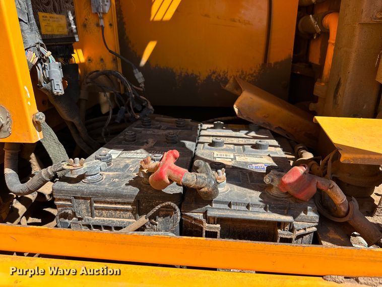 image for item DG4487 2004 Hyundai  290 excavator