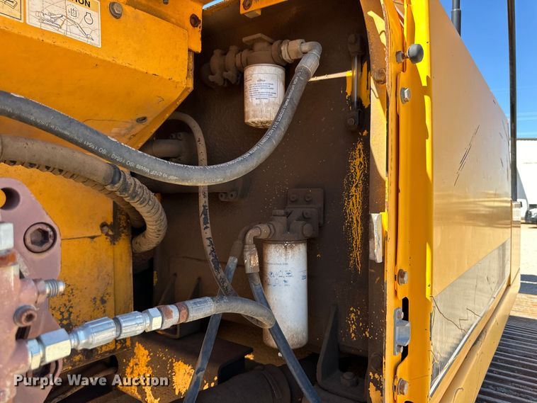 image for item DG4487 2004 Hyundai  290 excavator