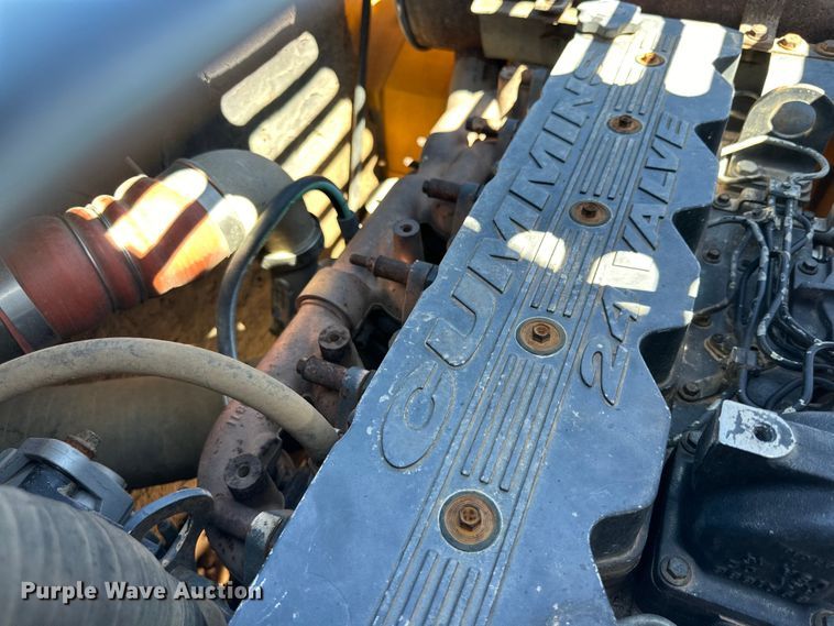 image for item DG4487 2004 Hyundai  290 excavator