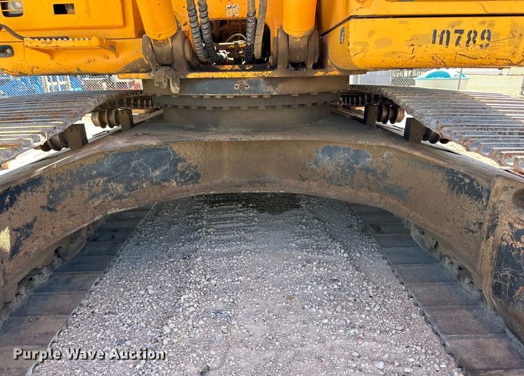 image for item DG4487 2004 Hyundai  290 excavator